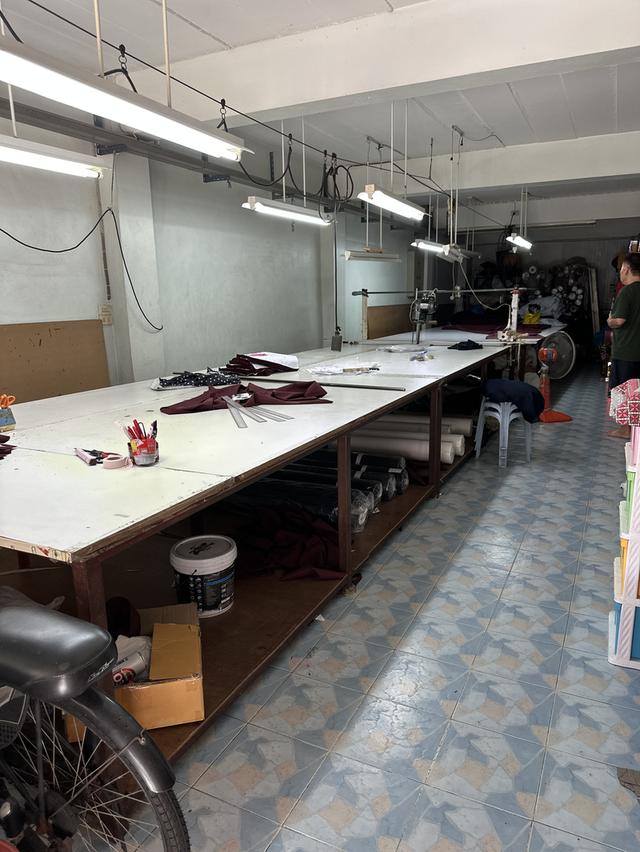อาคารพาณิชย์ 2 ห้องติดกัน 3 ชั้น อยู่ใกล้สำนักงานเขตประเวศ หมู่บ้านฉัตรนคร ถนนเฉลิมพระเกียรติ ร.9 ซอย 81 4