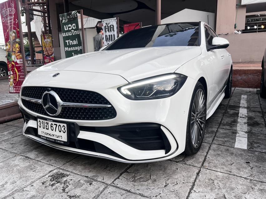 รหัสรถ KPV6703 2023 Benz C220d AMG หลังคาแก้ว