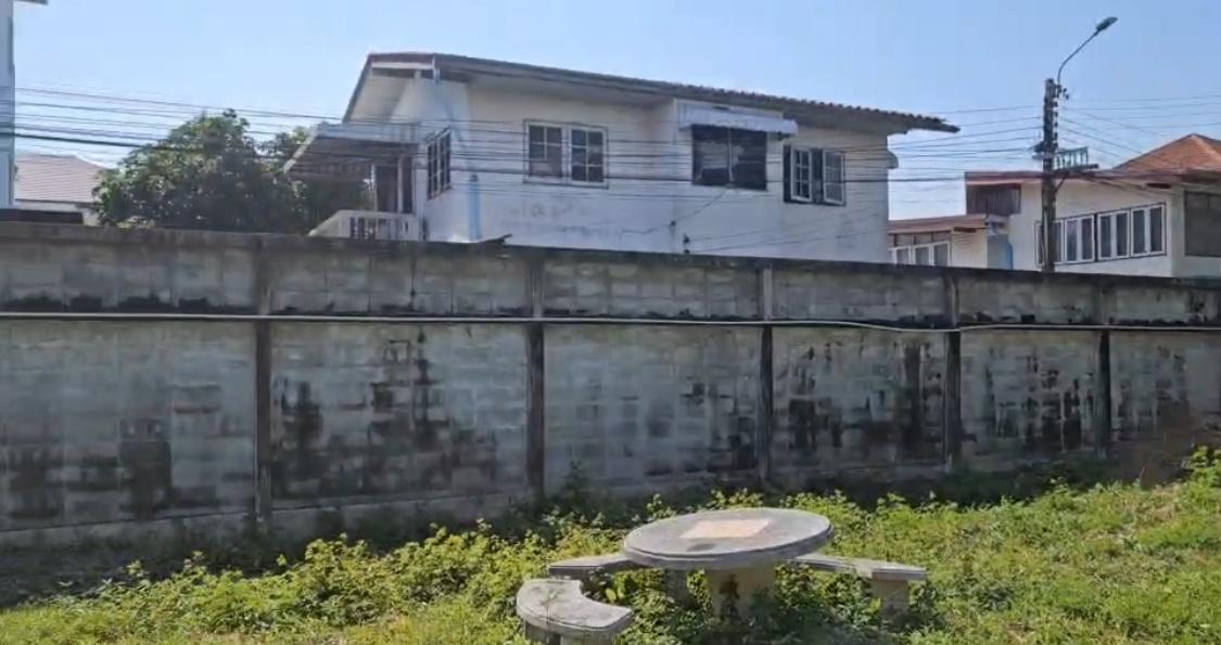 ที่ดินี้ทำเลทอง ใกล้แยกสุทธิสาร ซอยอินทามระ 28 5