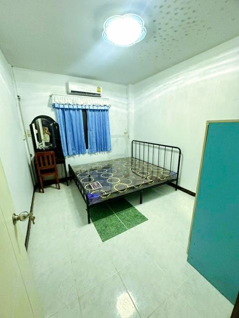 พิษณุโลก 2.2 กม. เช่า บ้านเดี่ยว 2 หลังแม็คโคร 6นอน หรูหรา 202ตร.วา. ม.นเรศวร 3 กม.เครื่องใช้ไฟฟ้าครบ 602ตร.ม. 6น้ำ 3.95 5