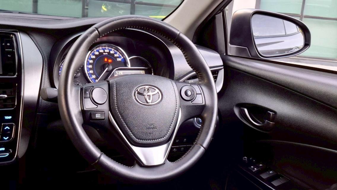 รหัสรถ AVA1201 TOYOTA YARIS ATIV, 1.2 SPORT PREMIUM ปี2022 9