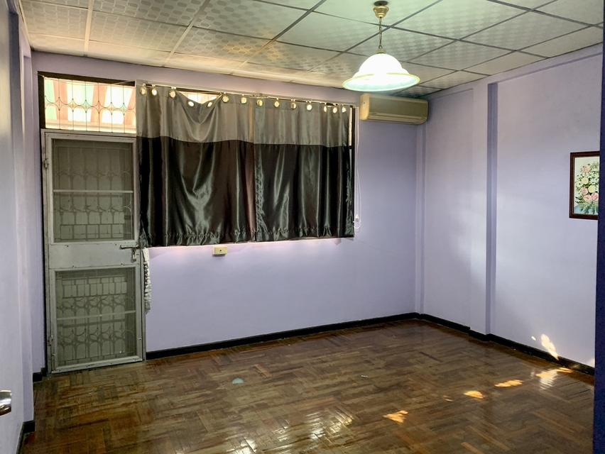 ขายทาวน์เฮ้าส์2ชั้น หมู่บ้านพระปิ่น3 อ.บางใหญ่ ทำเลดี แหล่งชุมชน สภาพดี บ้านสวยสะอาด เจ้าของขายเอง 12