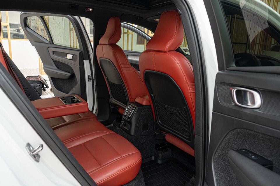 (แจ้งรหัสรถ CBL9915) Volvo XC40 1.5 Recharge T5 Inscription AT 2022 รูปที่ 18