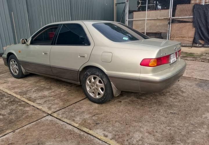 Toyota Camry ปี 2002 สภาพดี 4