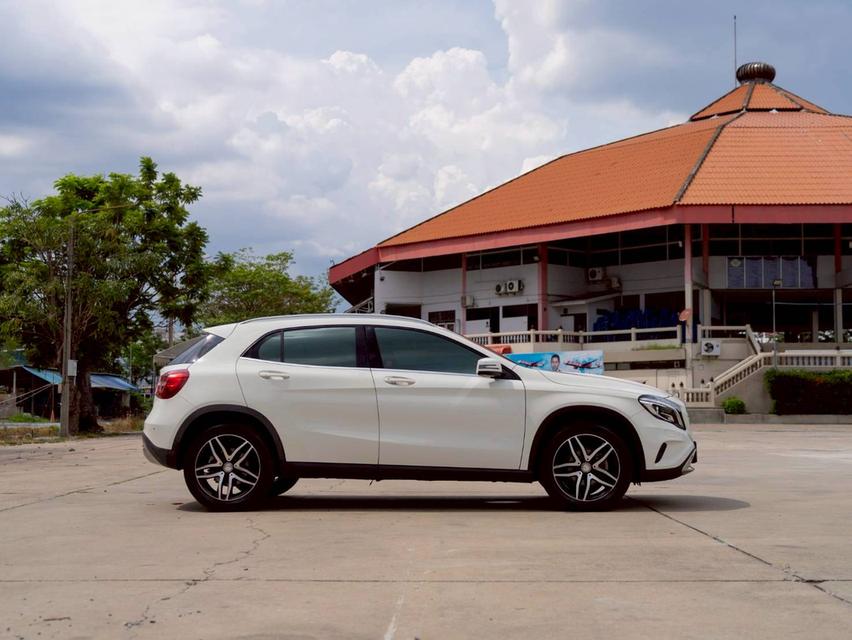 ขาย Benz Gla200 1.6Urban ปี16