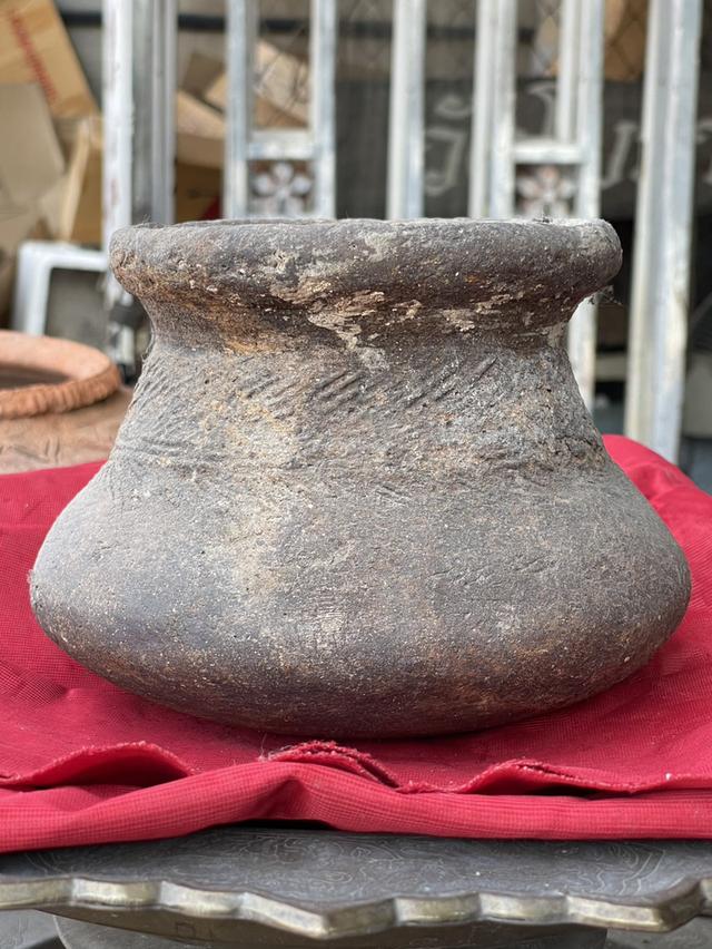 หม้อดินเผาบ้านเชียง เครื่องปั้นดินเผาโบราณ ภาชนะดินเผาบ้านเชียง 4