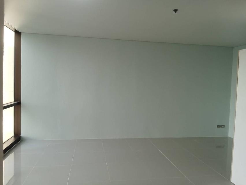 ขาย/ให้เช่าคอนโด ลุมพินี พาร์ควิว กรุงเทพ 40 ตรม. ติดMRTสวนลุม ตรงข้าม ONE BANGKOK ราคา 6.7ลบ. ค่าเช่า 18,000บ. ต่อเดือน โทร.line.0818124707 6