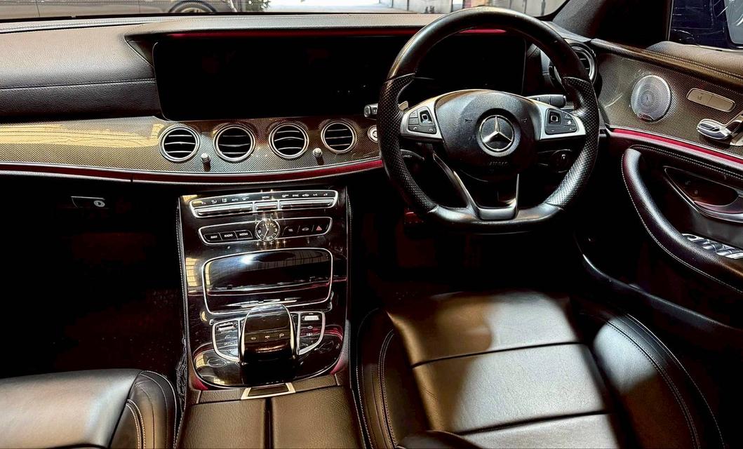 Mercedes-Benz E220d AMG Dynamic (W213) ปี 2017 7