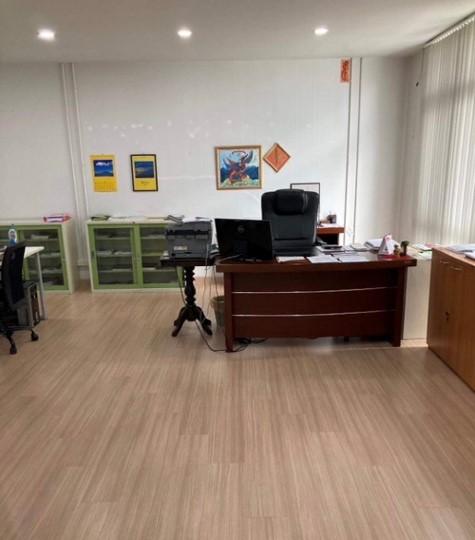 ให้เช่าโฮมออฟฟิส 4 ชั้นติดรถไฟฟ้าหน้าเดอะมอลบางกะปิ+ที่จอดรถ 2