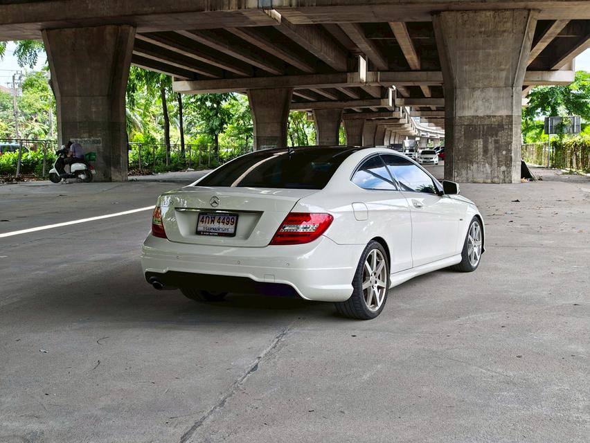 ขายรถ Benz C180 W204 COUPE ปี 2011 สีขาว เกียร์ออโต้