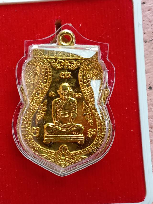 หลวงพ่อรวย รุ่นรวยเจริญสุข 57 ผิวแชมป์ รูปย่อยที่ 2