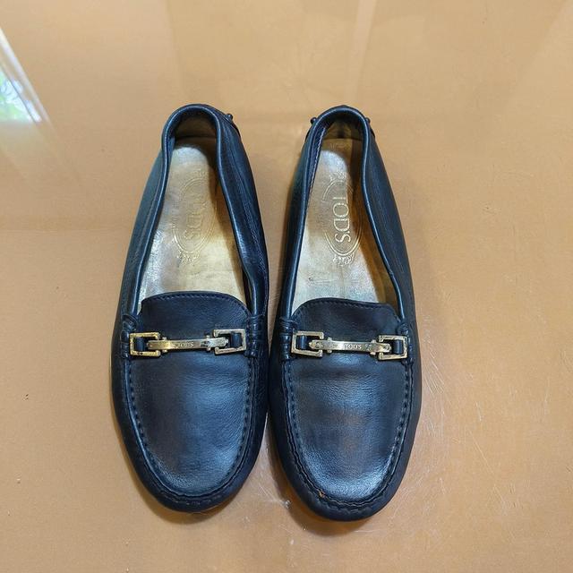 TOD'SWomen's Driving Loafers Shoes(Made in Italy 🇮🇹)Size 37.5/23cmราคา 970฿