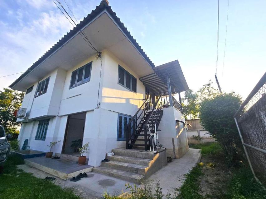 ขายพร้อมผู้เช่า บ้านเดี่ยว 2 ชั้น วิวรีสอร์ต ท่ามกลางธรรมชาติ ต.ป่าแดด จ.เชียงใหม่ (รับนายหน้า3%) 1