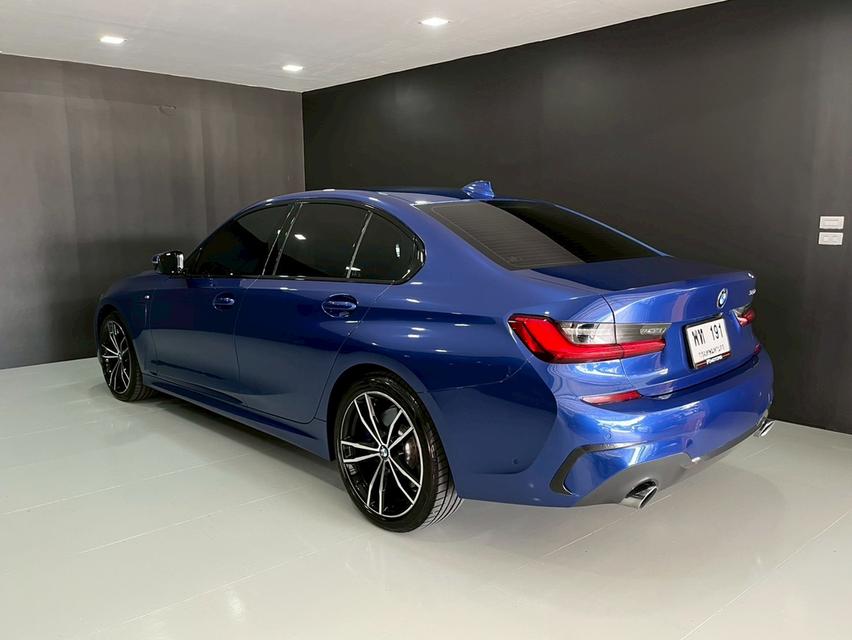 BMW 330e M Sport ปี 2021 ไมล์ 112,xxx โล เท่านั้น..!! และสามารถวิ่งด้วยระบบไฟฟ้าได้ 60 โล รถมือเดียวป้ายแดง 3