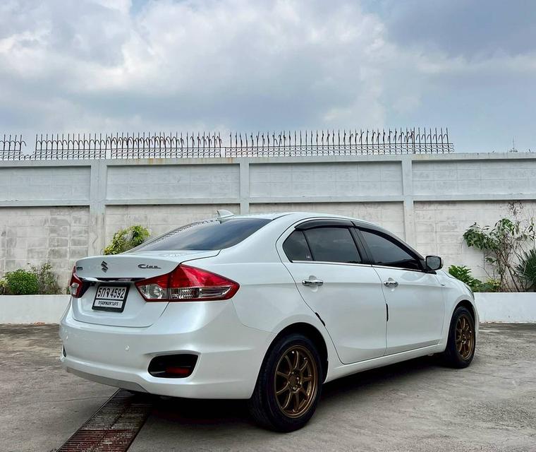 Suzuki Ciaz ปี 2016 รุ่น GLX 1.25L CVT TOP✨สวยสุดในรุ่น มือเดียวป้ายแดง สีเดิมทั้งคัน 7