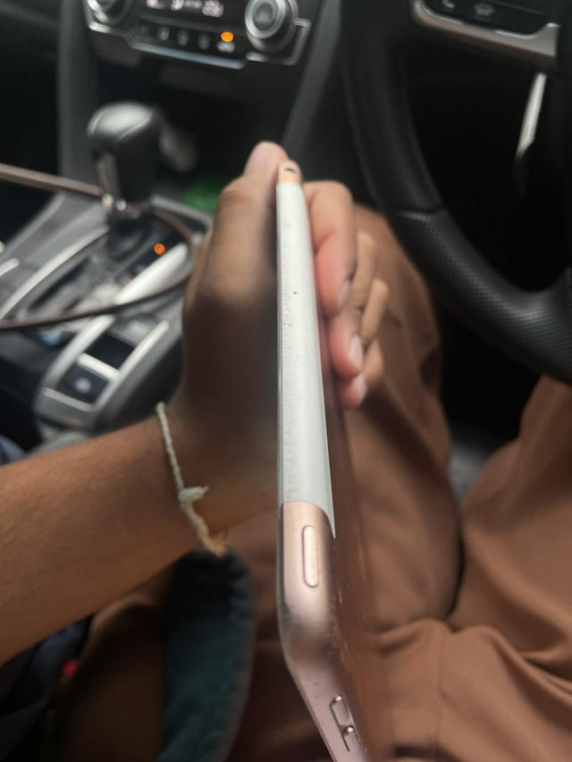 iPad gen 6 32 GB WiFi/ซิม