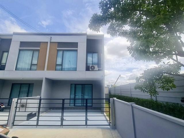 P519 ให้เช่าทาวน์เฮ้าส์ 2 ชั้น โครงการ พลีโน่ สุขุมวิท-บางนา 2 Pleno Sukhumvit-Bangna 2 ตกแต่งสวยพร้อมเข้าอยู่ ใกล้เมก้าบางนา 15
