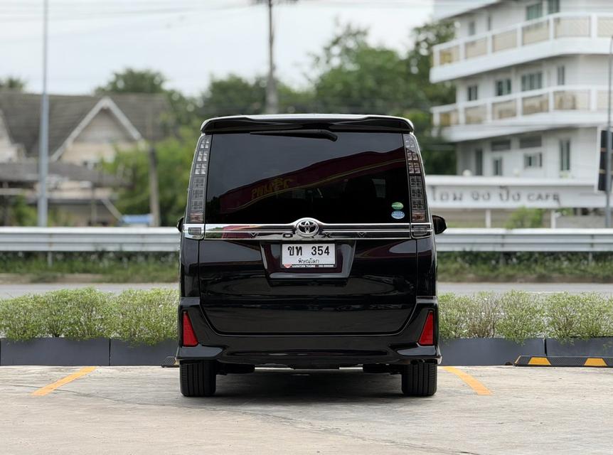 TOYOTA VOXY, 2.0 ZS  โฉม ปี14-ปัจจุบัน สีดำ ออโต้  เครื่องยนต์ 2.0 เบนซินล้วน ไม่เคยติดแก๊สมาก่อน รูปที่ 7