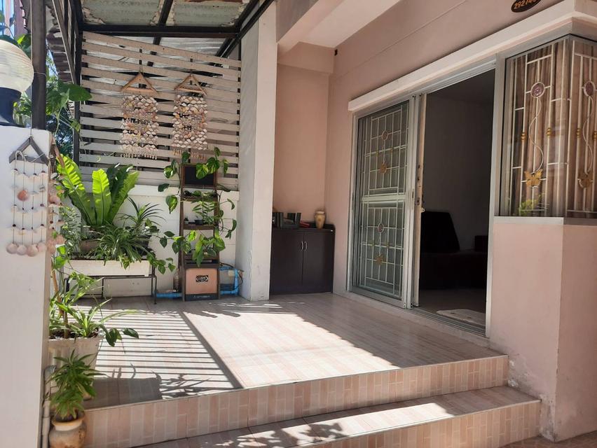 บ้านทรายแก้วบ่อวิน 331 ทาวเฮ้าน์ 2ชั้น 3นอน 2น้ำ 1จอดรด 3