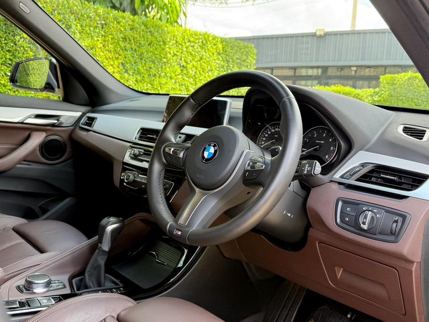 2017 BMW X1 F48 MSPORT รถมือเดียว 31,000 กม สภาพป้ายแดง รถเข้าศูนย์ตามระยะ ไม่เคยมีอุบัติเหตุครับ 9