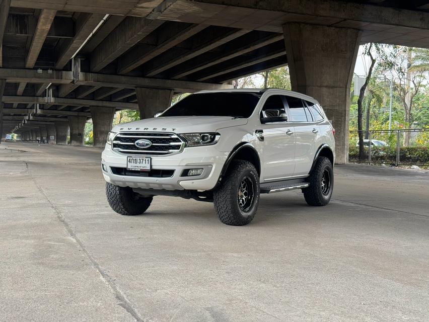 ขายรถ Ford Everest 2.0 Turbo Titanium Plus ปี 2020 สีขาว เกียร์ออโต้ 3