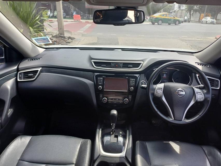 ปี2015 NISSAN X-TRAIL 2.0 TOP ขับ4 7ที่นั่ง ไม่เคยดมแก๊ส 5