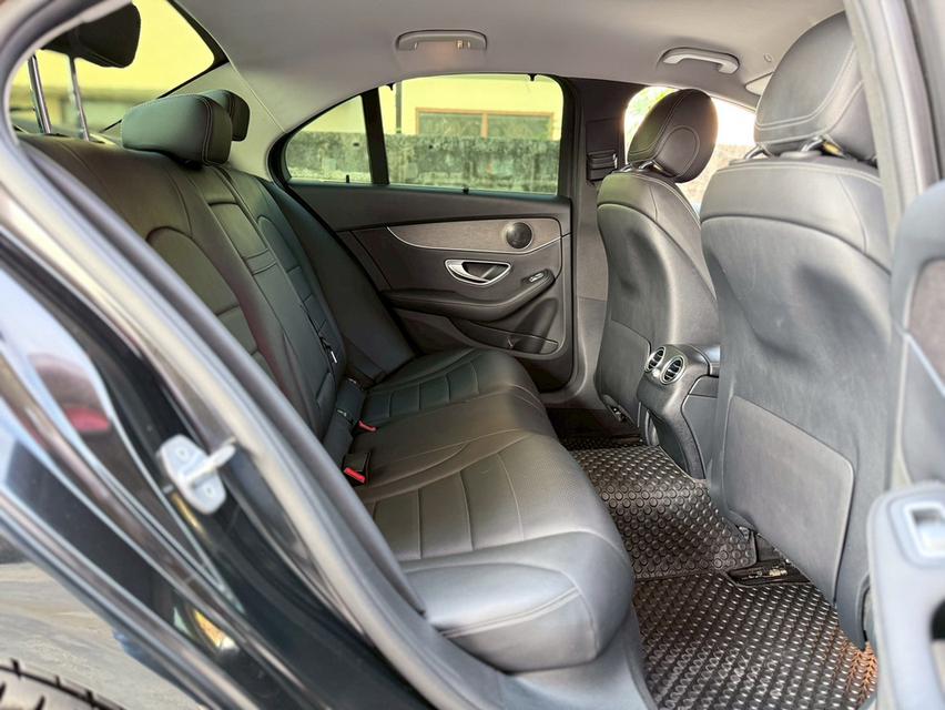 ปี 2018 BENZ C-CLASS, C220d AVANTGARDE รูปที่ 10