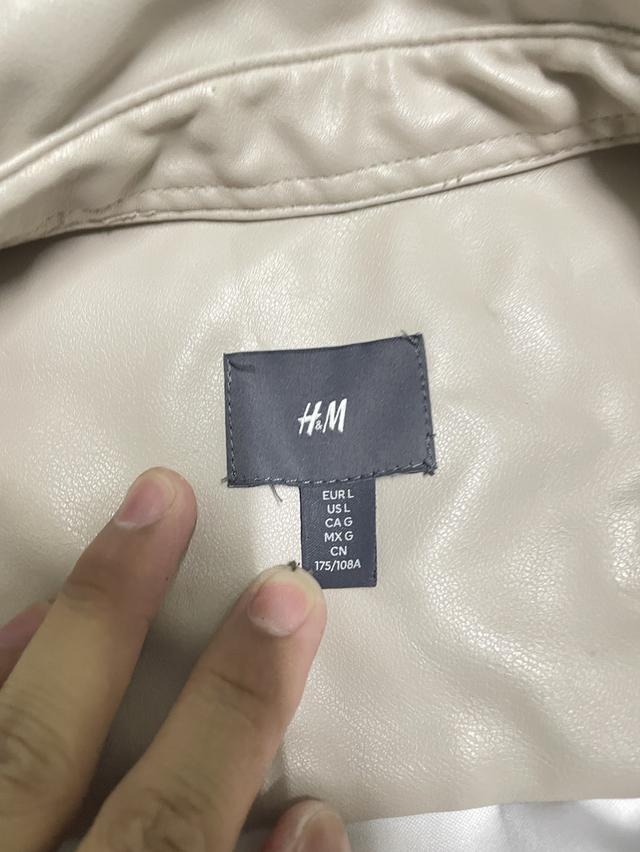 เสื้อหนัง h&m 4