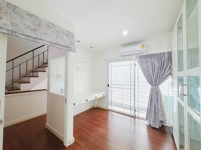 ให้เช่าทาวน์โฮมหรู 3 ชั้น หมู่บ้านลีออง ซอยสุขุมวิท 62 Leon Sukhumvit 62 ตกแต่งสวยพร้อมเข้าอยู่ 9