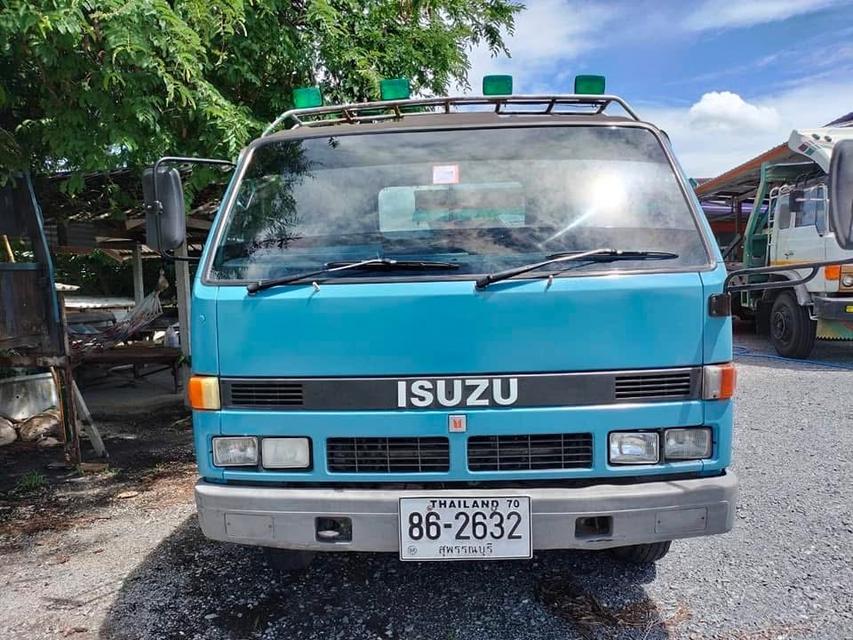 ขายรถบรรทุกโลว์เบด ISUZU NPR เครื่อง 115 แรง 4