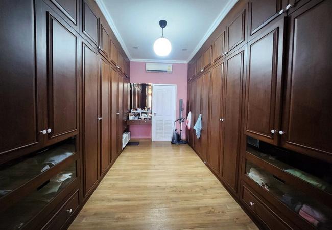 ขายบ้านเดี่ยว หมู่บ้านพรอเมนาด โฮม ธนบุรี เนื้อที่ 59.8 ตร.ว. 2 ชั้น 3 นอน 3 น้ำ 7