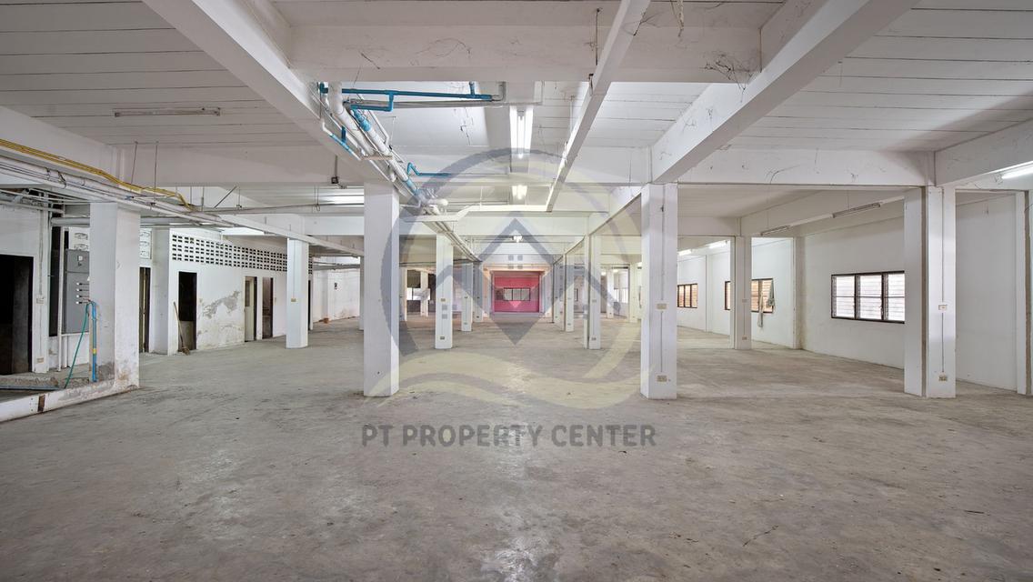 ขาย ที่ดินพร้อมโรงงาน เนื้อที่ 10-3-40 ไร่ (4,340 ตร.ว.) ซอยคลองหลวง 8 ปทุมธานี 20