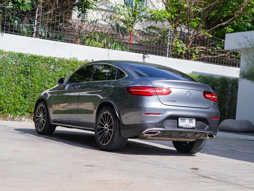 Mercedes-Benz GLC 250 2.0 (W253) 4MATIC AMG Plus Coupe 2018 รูปที่ 5