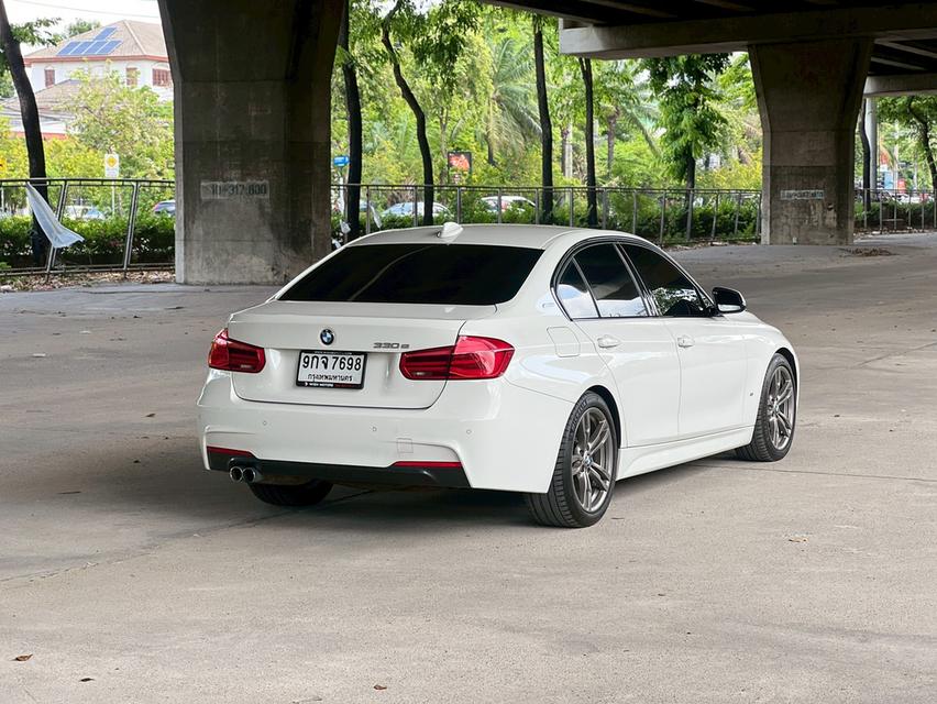 BMW 330e M Sport