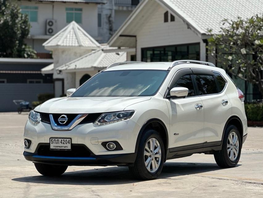 รหัสรถ PAT4204 Nissan X-Trail 2.0V Hybrid 4WD A/Tสีขาวมุก ปี2016 1