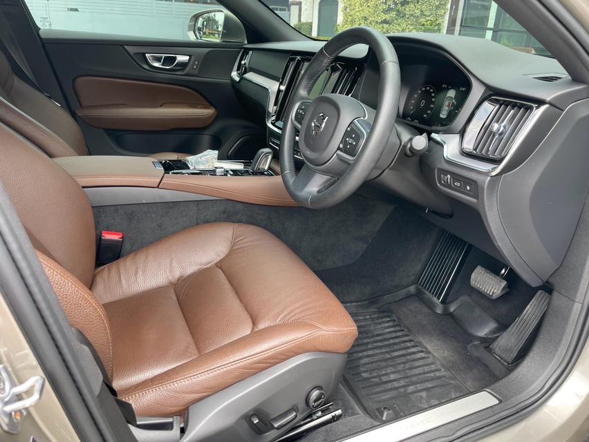 Volvo S60 Recharge T8 Momentum AWDปี 2021 เลขไมล์ 74,xxx km. รูปที่ 10