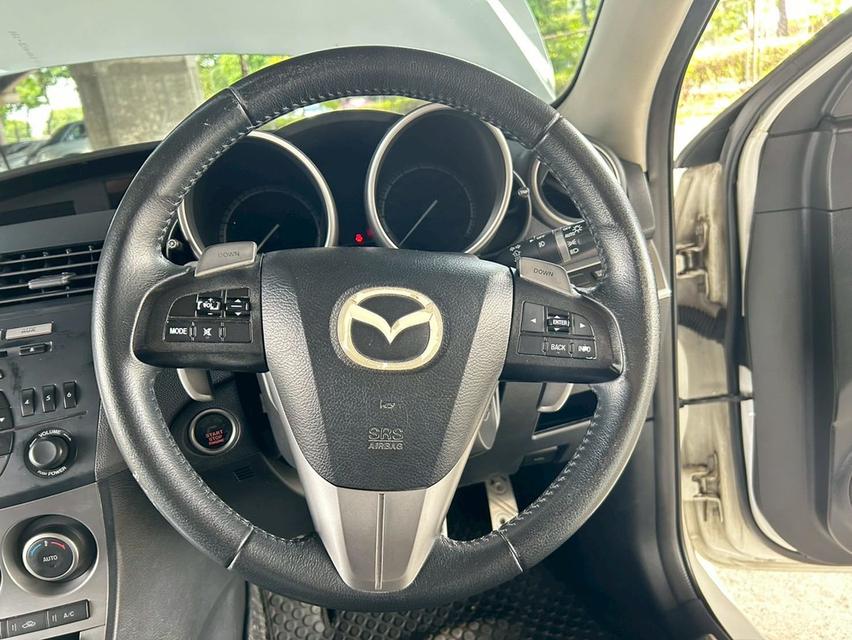 Mazda 3 2.0 Sport Sunroof AT ปี 2012 12