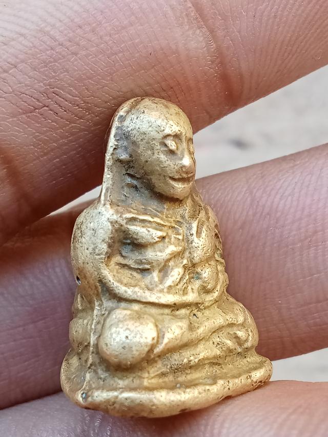 รูปหล่อหลวงพ่อเงิน พิมพ์ขี้ตา 5