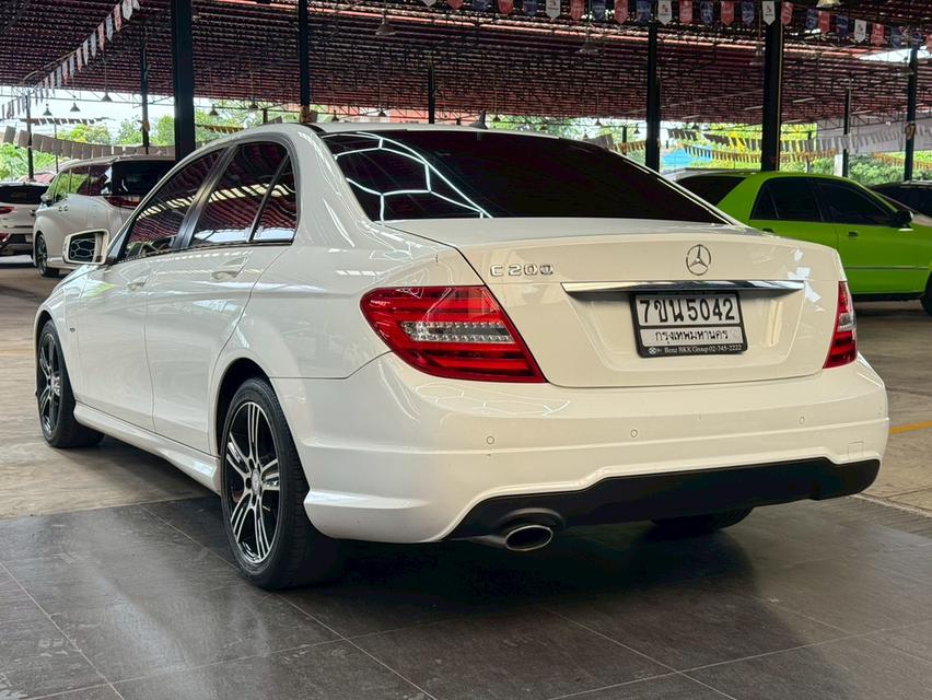 Mercedes Benz C200 W204 Edition C AMG Sport พิเศษ ตัวสุดท้าย ปี 2014 รูปที่ 6