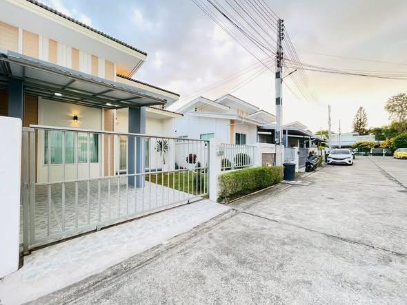 ขายบ้านแฝด พัทยา ถนนพัฒนาการ 2.89 ล้าน 1