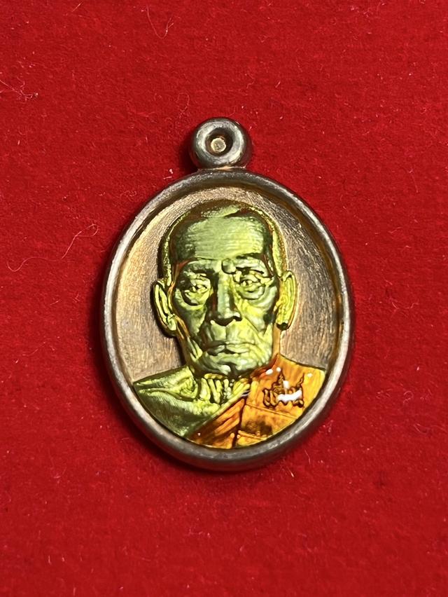 234. เหรียญเม็ดแตง เลื่อนสมณศักดิ์ 65 หลวงพ่อพัฒน์ วัดห้วยด้วน นครสวรรค์ เนื้อทองแดง หน้ากากทองทิพย์ ลงยาจีวร 9