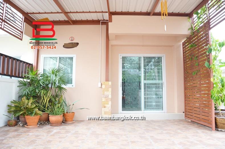 ทาวน์เฮาส์ หลังริม หมู่บ้าน ลานมณี ซอยสายไหม 55 เนื้อที่ 31.4 ตรว. ถนนสายไหม แขวงสายไหม เขตสายไหม กรุงเทพฯ 3