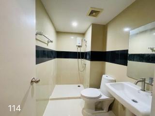 เช่า 10,000  คอนโด ห้อง28 ตร.วา  ไอรีส แอเวนิว อ่อนนุช  ลาดกระบัง Iris Avenue ใกล้สุวรรณภูมิ โรบินสัน พาสิโอ  ตึก4ขั้น6  081-3755244 7