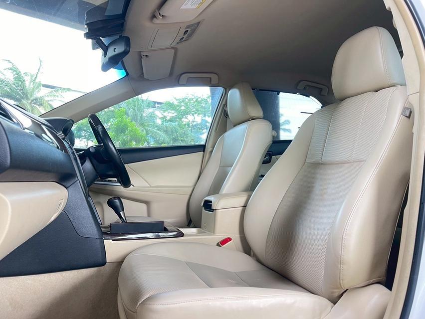 ขาย Toyota Camry 2.5Hybrid ปี16 10