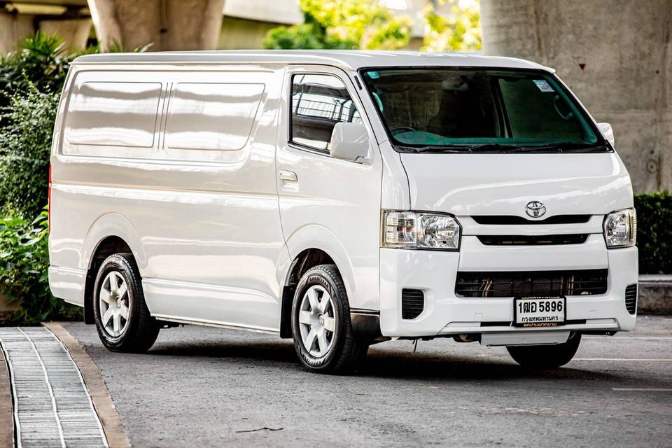 Toyota Hiace 3.0 ดีเซล MT โม่งน้อย ปี 2017 รหัส GT5896 4