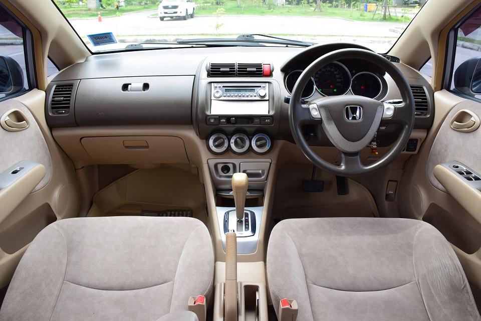 พิเศษ 98000บาท/ปี2008 HONDA CITY ZX โฉมสุดท้าย /เกียร์ ออโต้ แอร์ฉ่ำมาก /ภายในสวย CD /ช่วงล่างแน่นๆ/เอกสารครบๆ ภาษี68 /โทร0957401229 ไอดีไลน์ UTBP 3