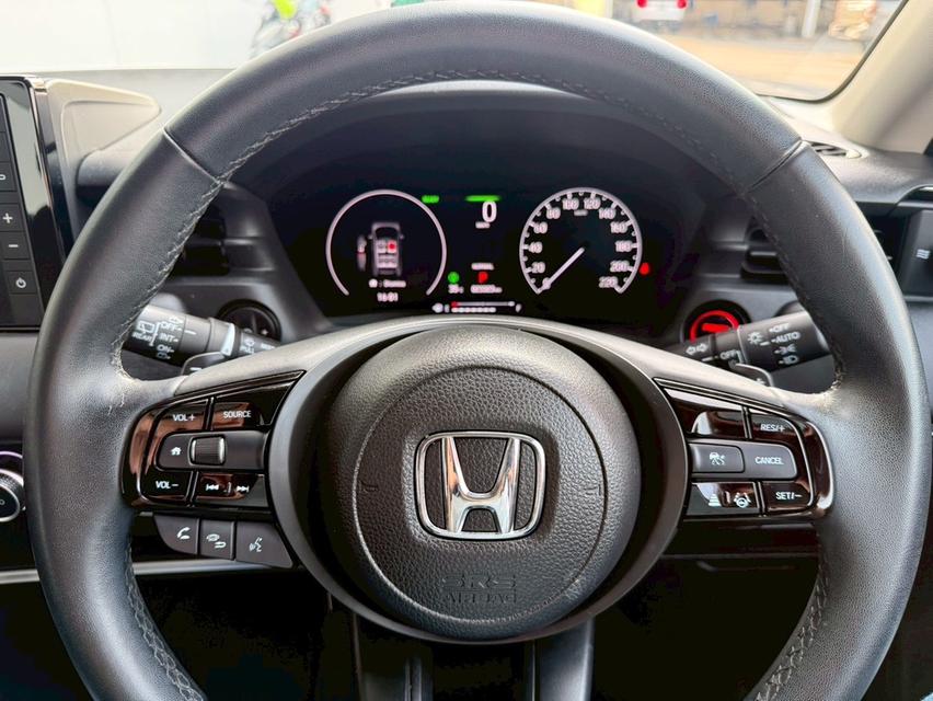 HONDA HRV 1.5EL e-HEV 2022 สีขาว ประหยัดน้ำมัน ไมล์น้อย มือเดียว รูปที่ 11