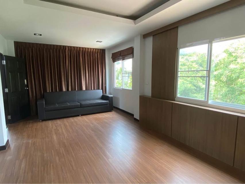 ให้เช่าบ้านเดี่ยว 3 ชั้น 100 ตร.ว ซอยประเสริฐมนูกิจ 7 เข้าซอยไม่ลึก ใกล้เมเจอร์รัชโยธิน เซ็นทรัลรามอินทรา เหมาะอยู่อาศัยหรือทำ Home Office 10