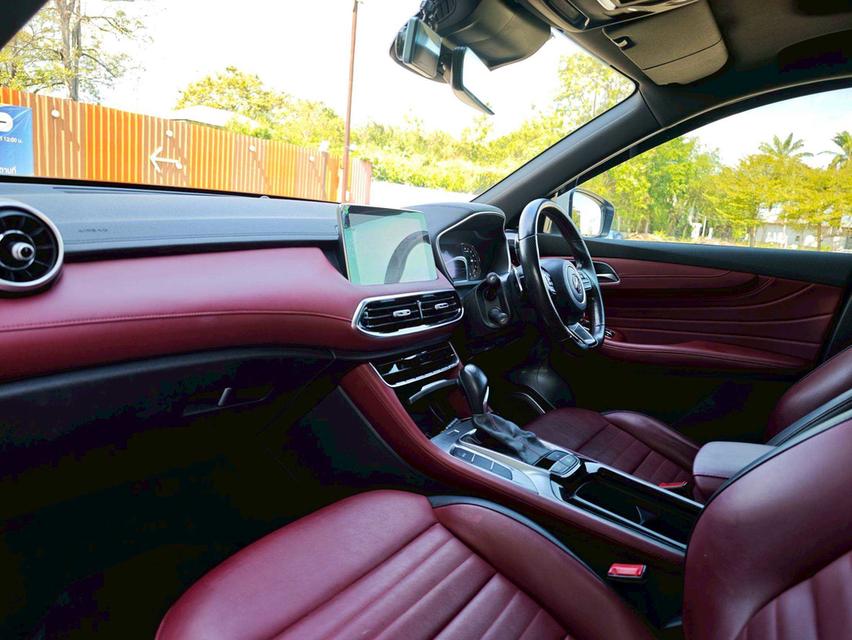 MG HS 1.5 Turbo X 2WD 13