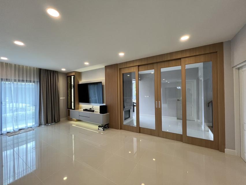 บ้านเดี่ยว Centro ทวีวัฒนา บิ้วอินตกแต่งเฟอร์ครบพร้อมอุปกรณ์ไฟฟ้า 6